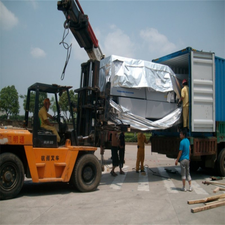 临沭附近的随车吊出租服务：选择指南与注意事项