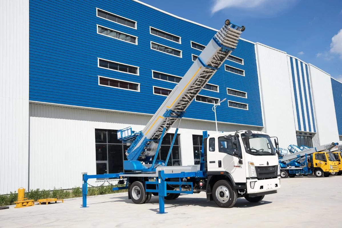 临沭小型云梯车上料车租赁多少钱