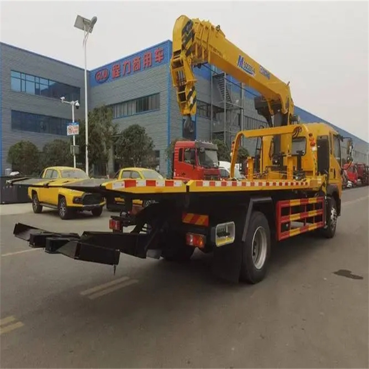 临沭附近小随车吊出租电话，轻松解决搬运烦恼