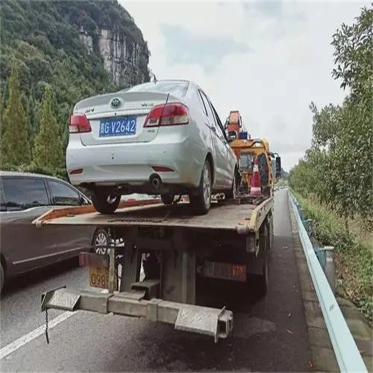 临沭吊车吊小车正确部位